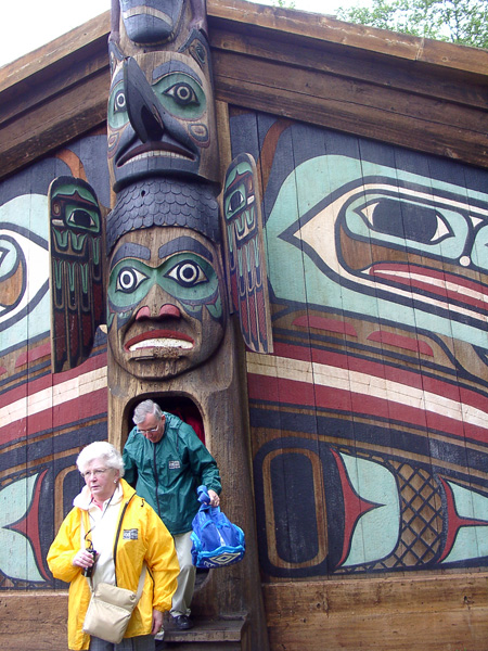 exiting The clan house